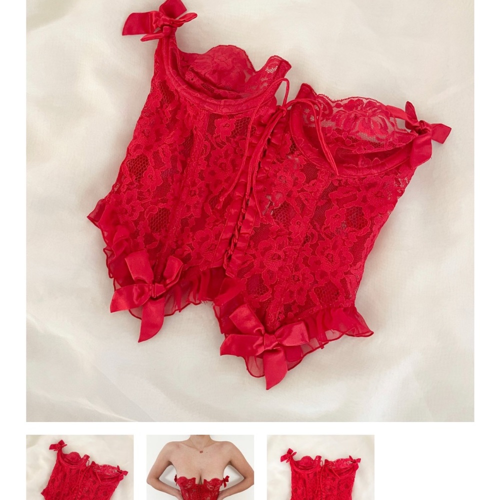 Red Lace Bustier - 34A/32B/30C - Picture 3 of 4